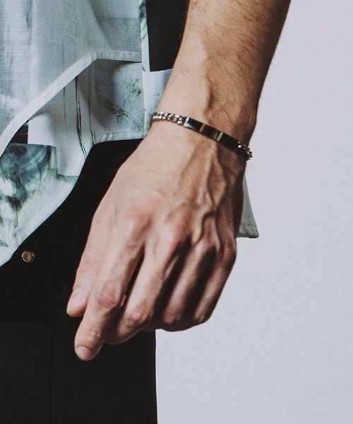 NO ID.（ノーアイディ）の「ab1775-ﾌﾗｯﾄﾘﾝｸﾁｪｰﾝIDﾌﾞﾚｽﾚｯﾄ（ブレスレット・メンズ・シルバー・ONE SIZE）」の2枚目の写真