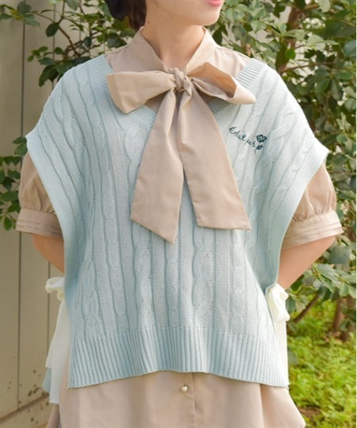 axes femme（アクシーズファム）の「リボンデザインニットベスト（ニット/セーター・レディース・キナリ/ネイビー/ミント・FREE）」の2枚目の写真