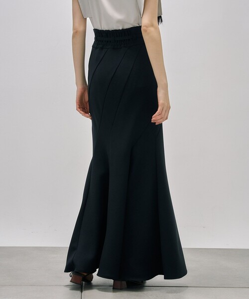 UNITED TOKYO（ユナイテッドトウキョウ）の「ランダムパネルリネンライクマーメイドスカート｜ウォッシャブル/オフィスカジュアル/細見え/春服（スカート・レディース・ブラウン/ネイビー・1/2）」の6枚目の写真