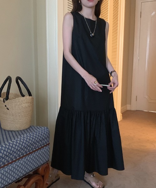FREE STYLISTS(フリー スタイリスト)の「YUGA_YGMC Back-open tiered dress(ワンピース・レディース・ブラック/カーキ/オフホワイト・FREE)」の16枚目の写真