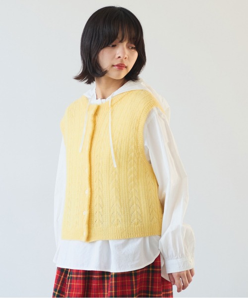 bulle de savon（ビュルデサボン）の「ふわふわ 透かし編みニットベスト（ベスト・レディース・ブラウン/ブルー/イエロー・FREE）」の8枚目の写真