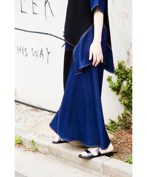 OSMOSIS（オズモーシス）の「切替フレアースカート（スカート・レディース・ブラック/ブルー・ONE SIZE）」の6枚目の写真