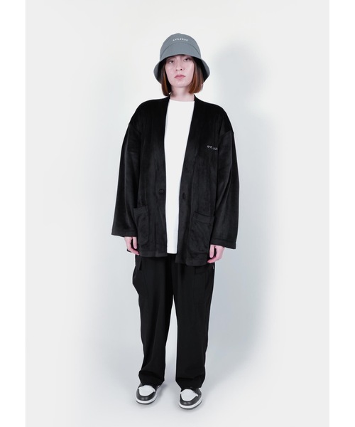 APPLEBUM(アップルバム)の「Velour Cardigan(カーディガン/ボレロ・メンズ・ブラック/キャメル・X-LARGE/LARGE/MEDIUM)」の3枚目の写真