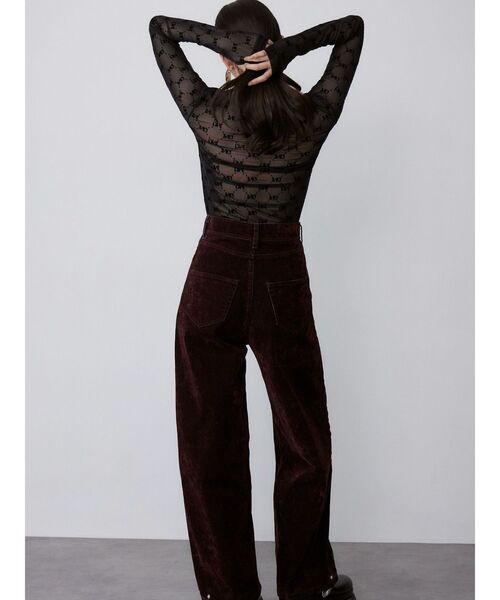 MURUA(ムルーア)の「フロッキーバレルレッグデニム【セット販売対象】(デニムパンツ・レディース・グレー/ブラック/ボルドー・1/2)」の8枚目の写真