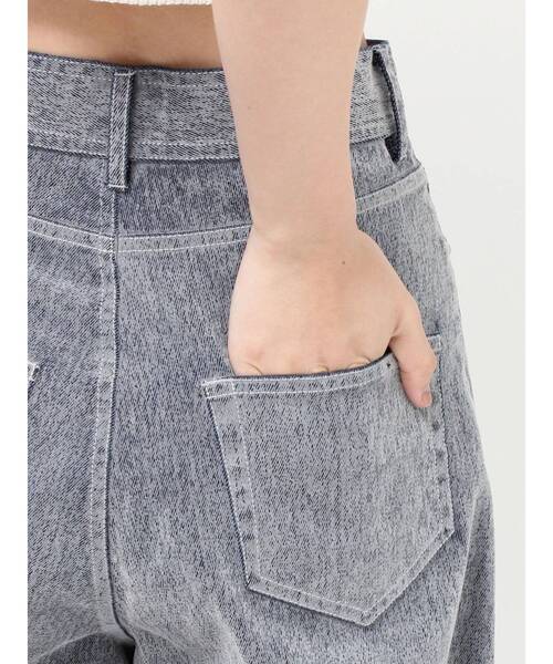 MURUA(ムルーア)の「フロッキーバレルレッグデニム【セット販売対象】(デニムパンツ・レディース・グレー/ブラック/ボルドー・1/2)」の20枚目の写真