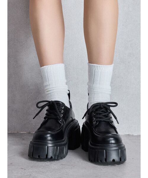 GYDA（ジェイダ）の「レースアップボリュームソールローファー（ローファー・レディース・ブラック・SMALL/MEDIUM/LARGE）」の3枚目の写真