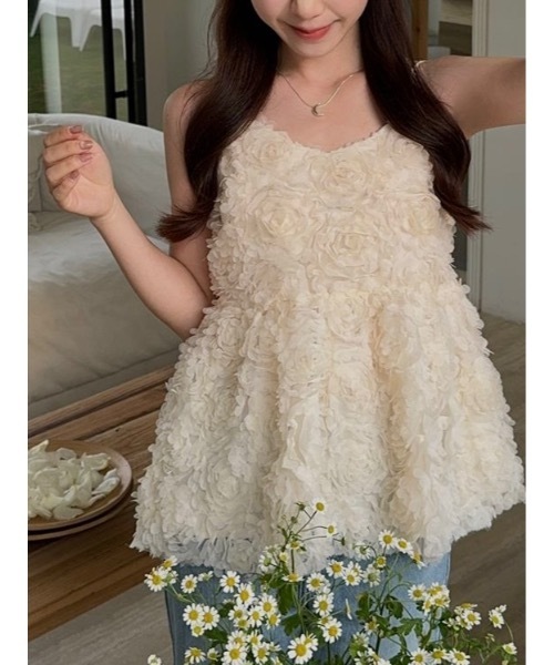 SALTMINT(ソルトミント)の「フルールブロッサム・フレアベスト(キャミソール・レディース・ベージュ・FREE)」の3枚目の写真