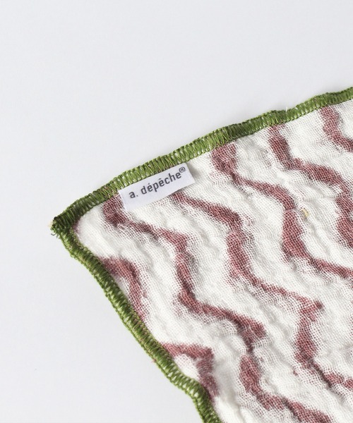 a.depeche（アデペシュ）の「【a.depeche/アデペシュ】キッチンクロス　kha-na kitchen cloth KIICHIGO　おしゃれなギフトに最適！（ランチョンマット/テーブルウェア・レディース・ピンク・FREE）」の4枚目の写真