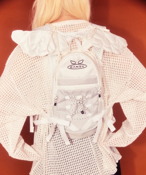 Candy Stripper 羽根付きホワイトリュック Candy Stripper（キャンディストリッパー）の「ANGEL WING