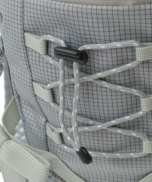 Candy Stripper(キャンディストリッパー)の「ANGEL WING RUNNER パック(バックパック/リュック・レディース・ブラック/オフホワイト/グレー・FREE)」の21枚目の写真