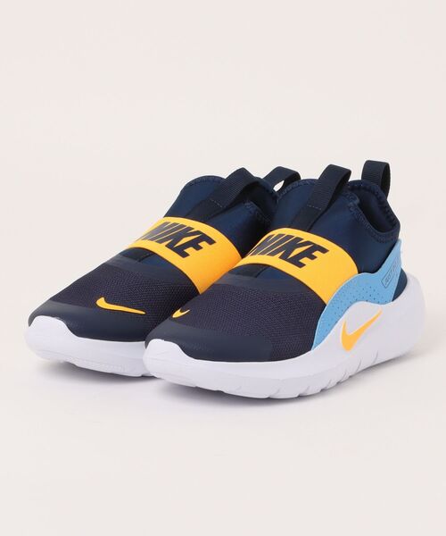 NIKE(ナイキ)の「《NIKE》FLEX RUNNER 4 (GS)(スニーカー・レディース・ホワイト/ブラック×ホワイト/ブラック×ブラック/ピンク/ブラック×ピンク/ブラック×イエロー/ネイビー系/ブルー系その他/ブルー系その他2/レッド系その他・23.0cm/23.5cm/24.0cm/24.5cm/25.0cm/22.5cm)」の8枚目の写真