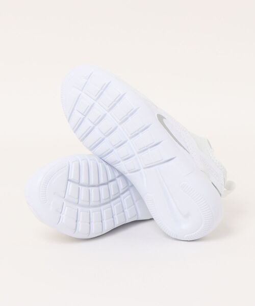 NIKE(ナイキ)の「《NIKE》FLEX RUNNER 4 (GS)(スニーカー・レディース・ホワイト/ブラック×ホワイト/ブラック×ブラック/ピンク/ブラック×ピンク/ブラック×イエロー/ネイビー系/ブルー系その他/ブルー系その他2/レッド系その他・23.0cm/23.5cm/24.0cm/24.5cm/25.0cm/22.5cm)」の12枚目の写真