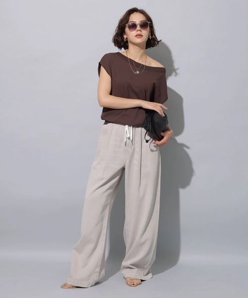 Arpege story(アルページュストーリー)の「テンセル混ドロストデニムパンツ(その他パンツ・レディース・ブラック/ベージュ・0/2/1)」の5枚目の写真