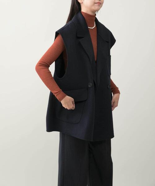 URBAN RESEARCH ROSSO WOMEN（アーバンリサーチ　ロッソ）の「『一部別注カラー』YENN　DOUBLE FACE VEST JACKET（その他アウター・レディース・ネイビー/カーキ・FREE）」の21枚目の写真