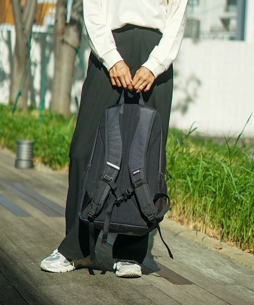 THRASHER(スラッシャー)の「【THRASHER/スラッシャー】Back Pack 25L 撥水加工 リフレクター バックパック(バックパック/リュック・メンズ・ブラック/ブラック×ホワイト・FREE)」の6枚目の写真