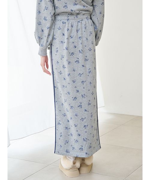 UVカットスウェットタイトスカート（スカート）｜SNIDEL