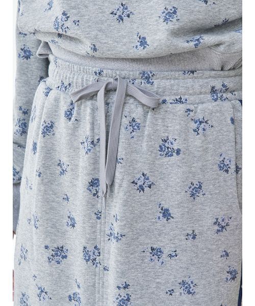 SNIDEL（スナイデル）の「UVカットスウェットタイトスカート（スカート・レディース・その他/ネイビー/グリーン/ライトピンク・1/0）」の11枚目の写真