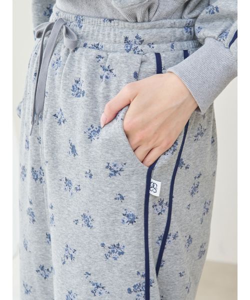 UVカットスウェットタイトスカート（スカート）｜SNIDEL