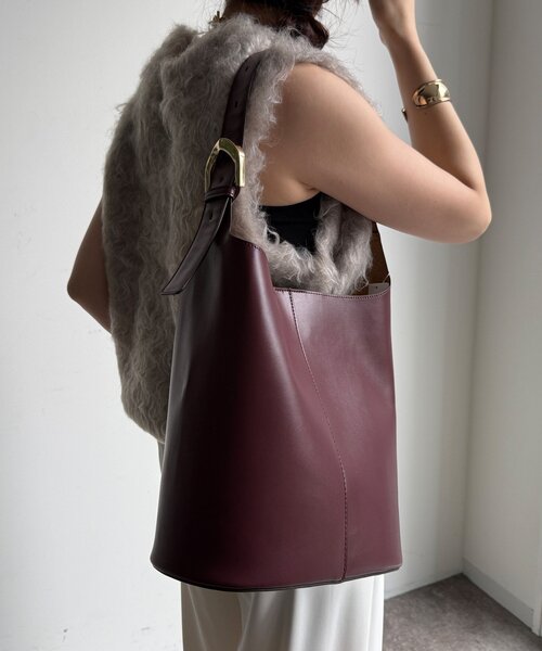 DouDou（ドゥドゥ）の「【WEB限定】ビッグバックルバケツショルダー（ショルダーバッグ・レディース・ブラック/ブラウン/ボルドー・FREE）」の18枚目の写真