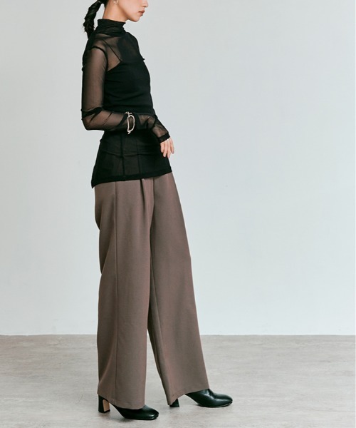 W:Huku(フーク)の「【W:Huku / リンクルフリーツイル】ワンタック スラックス パンツ / Wrinkle-Free Stretch Twill Slacks(スラックス・レディース・ブラウン/杢グレー/ブラック・M/L)」の5枚目の写真