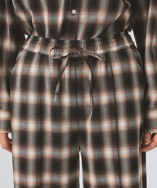Ray BEAMS(レイビームス)の「オンブレチェック ワイド パンツ(その他パンツ・レディース・ダークブラウン/ブラック・0/1)」の21枚目の写真