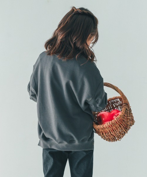 NHT(エヌエイチティー)の「NHT/エヌエイチティー ALYSSUM ギャザートレーナー(スウェット・キッズ・チャコールグレー/アイボリー/ブラック・160cm/150cm/140cm/130cm/120cm/110cm)」の7枚目の写真