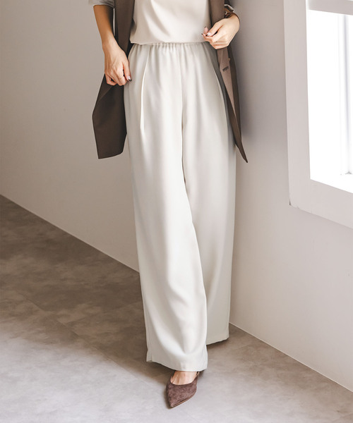 Noble(ノーブル)の「《追加》【洗える】ライトジョーゼットドレープパンツ(スラックス・レディース・ブラック/ベージュ/ブラウン・38/36)」の1枚目の写真