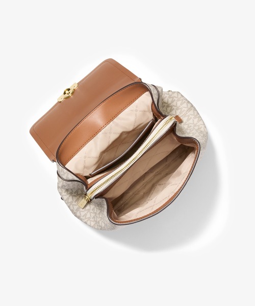 MICHAEL KORS（マイケルコース）の「TRIBECA バックパック スモール - MKシグネチャー（バックパック/リュック・レディース・ホワイト系その他・FREE）」の3枚目の写真