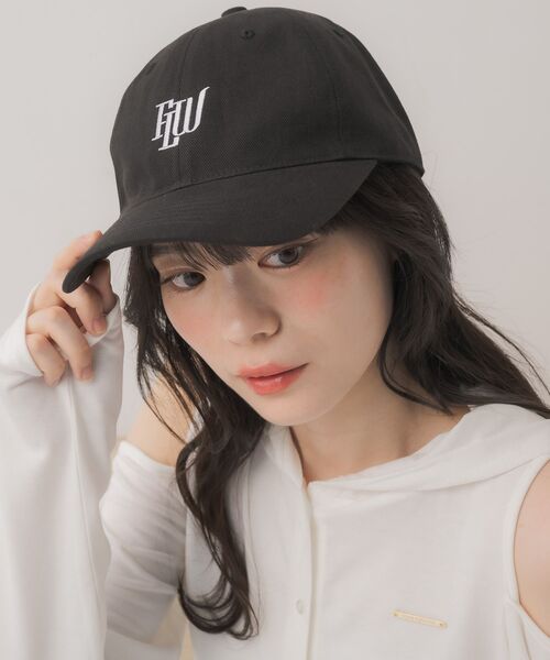 casita(RETRO GIRL)(カシータ)の「刺繍アソートキャップ(ハット・レディース・オフホワイト/ブラウン/ブラック/レオパード・ONE SIZE)」の2枚目の写真