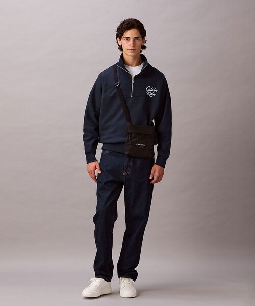 Calvin Klein（カルバン・クライン）の「ボールド ロゴ フラットショルダーパック（ショルダーバッグ・メンズ・ブラック/カーキ・FREE）」の7枚目の写真