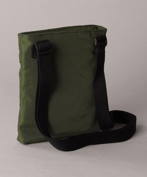 Calvin Klein（カルバン・クライン）の「ボールド ロゴ フラットショルダーパック（ショルダーバッグ・メンズ・ブラック/カーキ・FREE）」の9枚目の写真