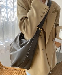 ショルダーバッグ