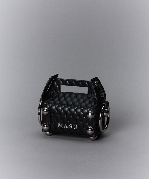 MASU（エムエーエスユー）の「MASU/エムエーエスユー/LEATHER CAKE BAG PETIT/M25F9OJ007（トートバッグ・メンズ・ブラック/シルバー/ゴールド/ブラウン・F）」の9枚目の写真