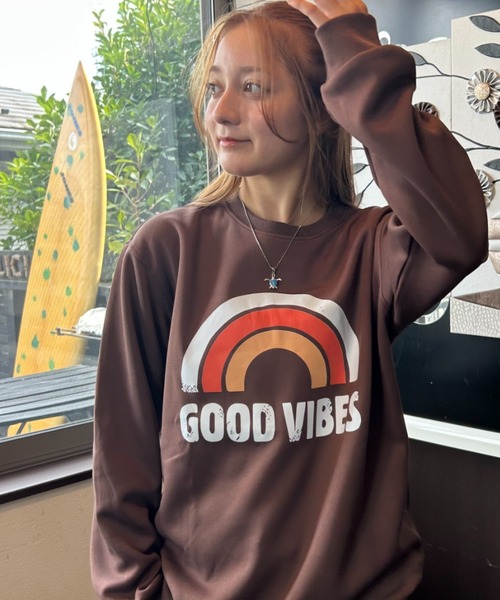 Loco Ocean(ロコオーシャン)の「GOOD VIBES ロゴ スウェット(スウェット・レディース・ブラウン/ブラック/グレー・L/M)」の11枚目の写真