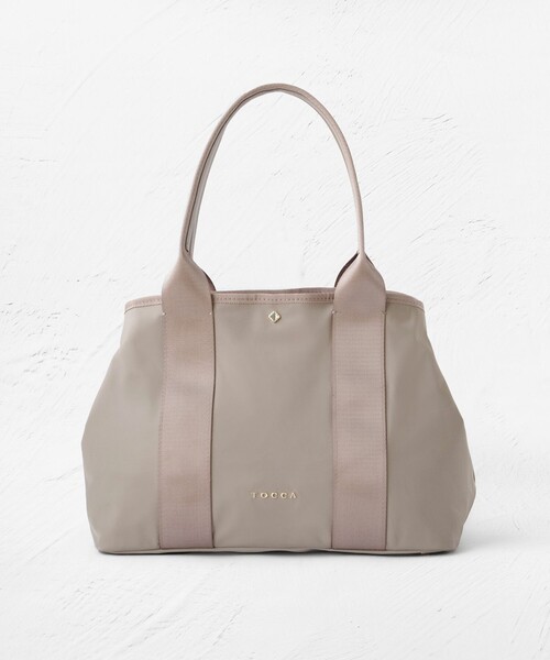 TOCCA(トッカ)の「IRENE 2WAY NYLONBAG ナイロンバッグ(トートバッグ・レディース・ブラック系/ネイビー系/ベージュ系・F)」の12枚目の写真
