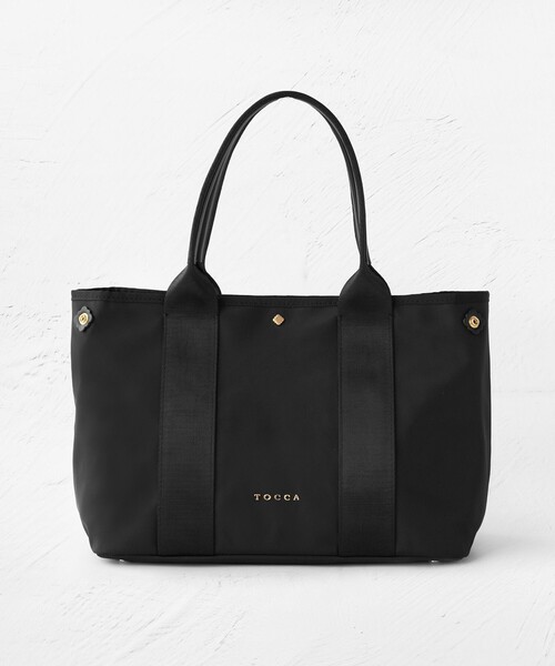 TOCCA(トッカ)の「IRENE 2WAY NYLONBAG ナイロンバッグ(トートバッグ・レディース・ブラック系/ネイビー系/ベージュ系・F)」の14枚目の写真