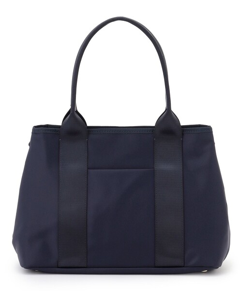 TOCCA(トッカ)の「IRENE 2WAY NYLONBAG ナイロンバッグ(トートバッグ・レディース・ブラック系/ネイビー系/ベージュ系・F)」の22枚目の写真