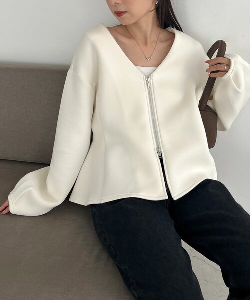 CAPRICIEUX LE'MAGE（カプリシューレマージュ）の「ペプラム