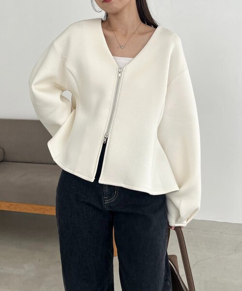 【週末限定値下げ】CAPRICIEUX LE'MAGEぺプラムジップカーディガン ペプラムジップカーディガン（カーディガン/ボレロ