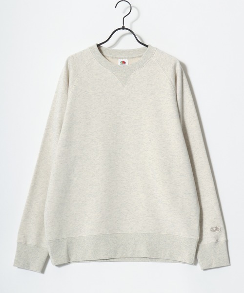 FRUIT OF THE LOOM（フルーツオブザルーム）の「FRUIT OF THE LOOM/フルーツオブザルーム BASIC SWEAT SHIRT/オーバーサイズ 裏毛 無地 ロゴワッペン ワンポイント刺繍 クルーネック スウェット トレーナー/レディース メンズ（スウェット・レディース・ネイビー/グレー/ブラック/アイボリー・M/L/XL）」の13枚目の写真