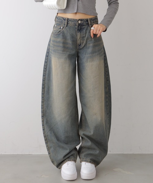 NANAHACHI(ナナハチ)の「カーブデニムパンツ(デニムパンツ・レディース・ブルー・SMALL/MEDIUM/LARGE)」の2枚目の写真