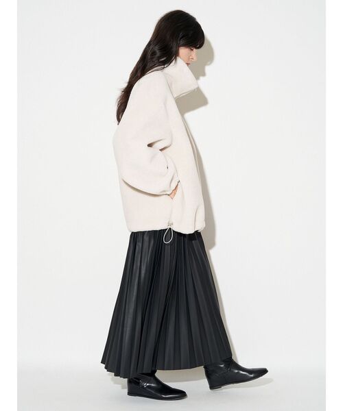 ELENDEEK（エレンディーク）の「フォーレザープリーツスカート（スカート・レディース・ブラック/オフホワイト・01/02）」の6枚目の写真