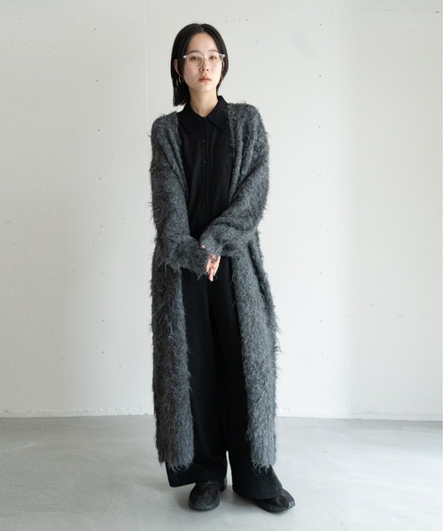 hwyl(ヒュイル)の「シャギーロングニットカーディガン(カーディガン/ボレロ・レディース・ブラウン/チャコールグレー・SMALL/MEDIUM)」の9枚目の写真