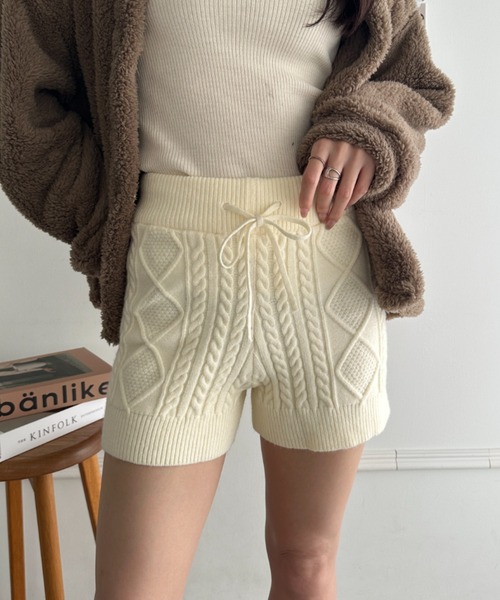 MYMOOD.（マイムード）の「ケーブルニットショートパンツ（その他パンツ・レディース・アイボリー/ブラック/グレー/チャコールグレー・FREE）」の9枚目の写真