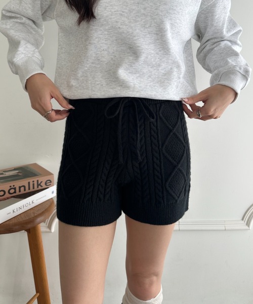 MYMOOD.（マイムード）の「ケーブルニットショートパンツ（その他パンツ・レディース・アイボリー/ブラック/グレー/チャコールグレー・FREE）」の15枚目の写真