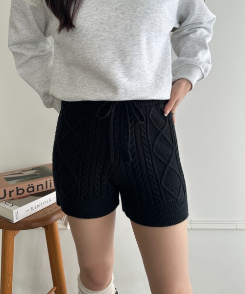 MYMOOD.（マイムード）の「ケーブルニットショートパンツ（その他パンツ・レディース・アイボリー/ブラック/グレー/チャコールグレー・FREE）」の16枚目の写真