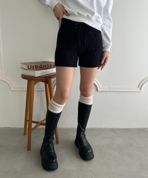 MYMOOD.（マイムード）の「ケーブルニットショートパンツ（その他パンツ・レディース・アイボリー/ブラック/グレー/チャコールグレー・FREE）」の18枚目の写真