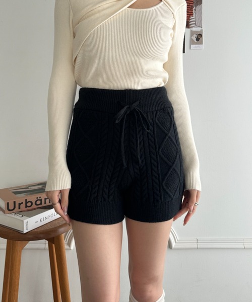 MYMOOD.（マイムード）の「ケーブルニットショートパンツ（その他パンツ・レディース・アイボリー/ブラック/グレー/チャコールグレー・FREE）」の20枚目の写真