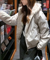 emi+ | フード付きファードッキングブルゾン(ブルゾン)