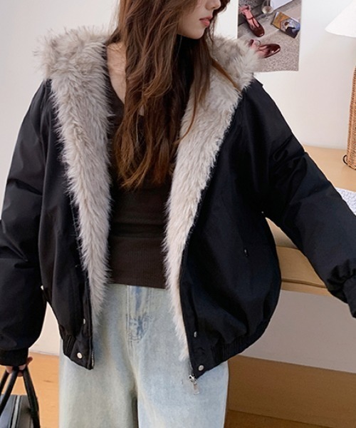 emi+(エミプラス)の「フード付きファードッキングブルゾン(ブルゾン・レディース・ベージュ/ブラック・FREE)」の15枚目の写真